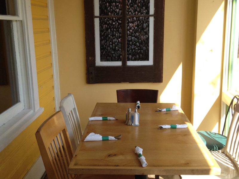 table-wood-house-floor-window-home-178269-pxhere.com